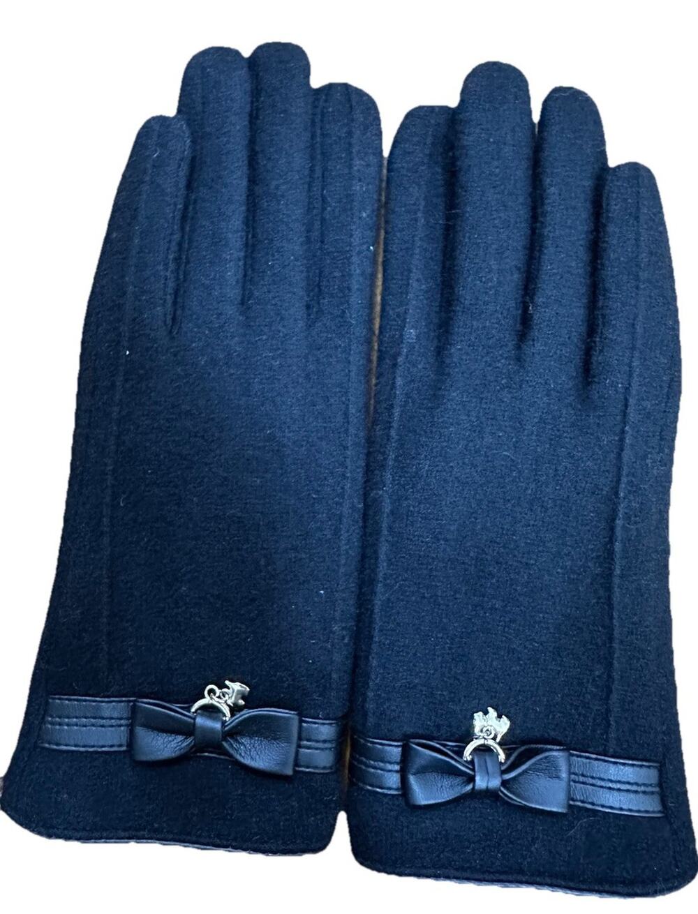 KOREAN FASHION Women’s Black Gloves with Puppy Size Small